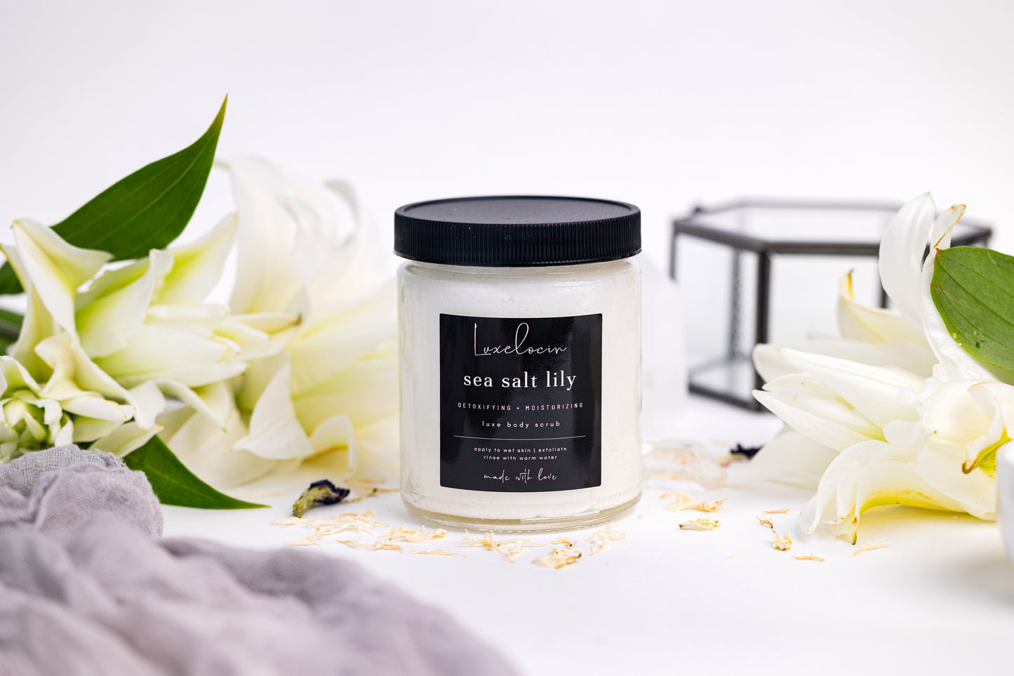 Sea Salt Lily Body Scrub